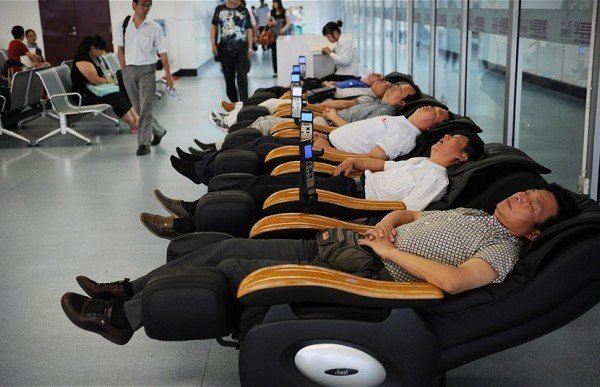 【空港で暇つぶし】飛行機の待ち時間にできる究極の暇つぶしアイデア80 【空港で暇つぶし】飛行機の待ち時間にできる究極の暇つぶしアイデア80