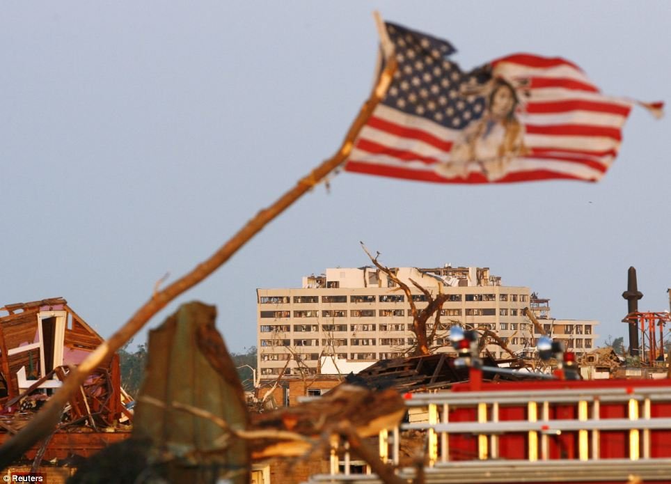 ミーズリ竜巻被害３２