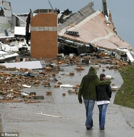 ミーズリ竜巻被害１２