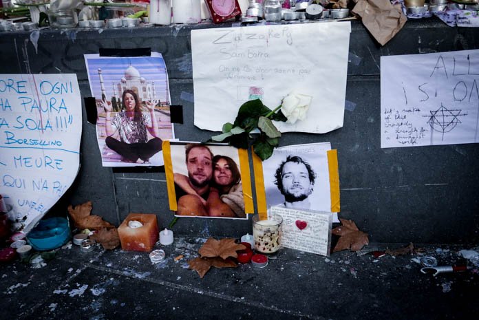 パリ同時多発テロ後のレピュブリック広場