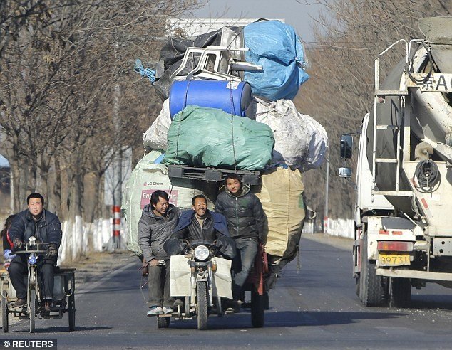 これが中国の日常だ！ありえない中国の交通事情が一目でわかる面白画像25枚