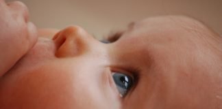 フランス式新生児赤ちゃんのケア方法｜日本と違って驚いたこと６つ